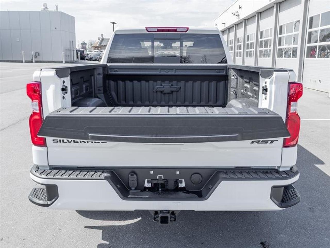 2026 Chevrolet Silverado 1500 RST Photo