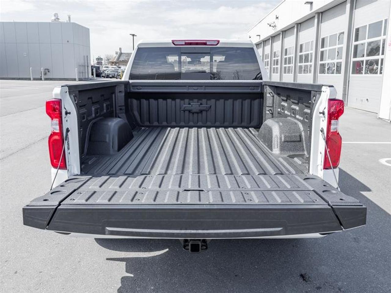2026 Chevrolet Silverado 1500 RST Photo
