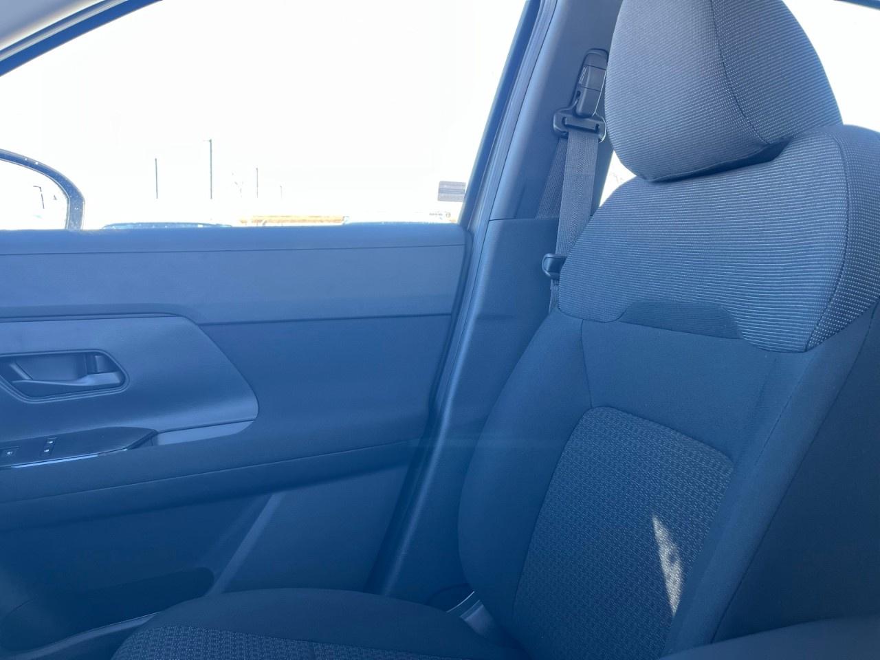 2026 Nissan Kicks S AWD Photo