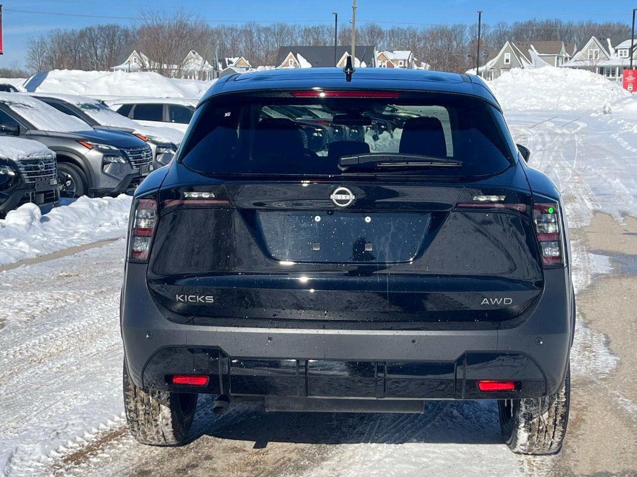 2026 Nissan Kicks SV AWD Photo