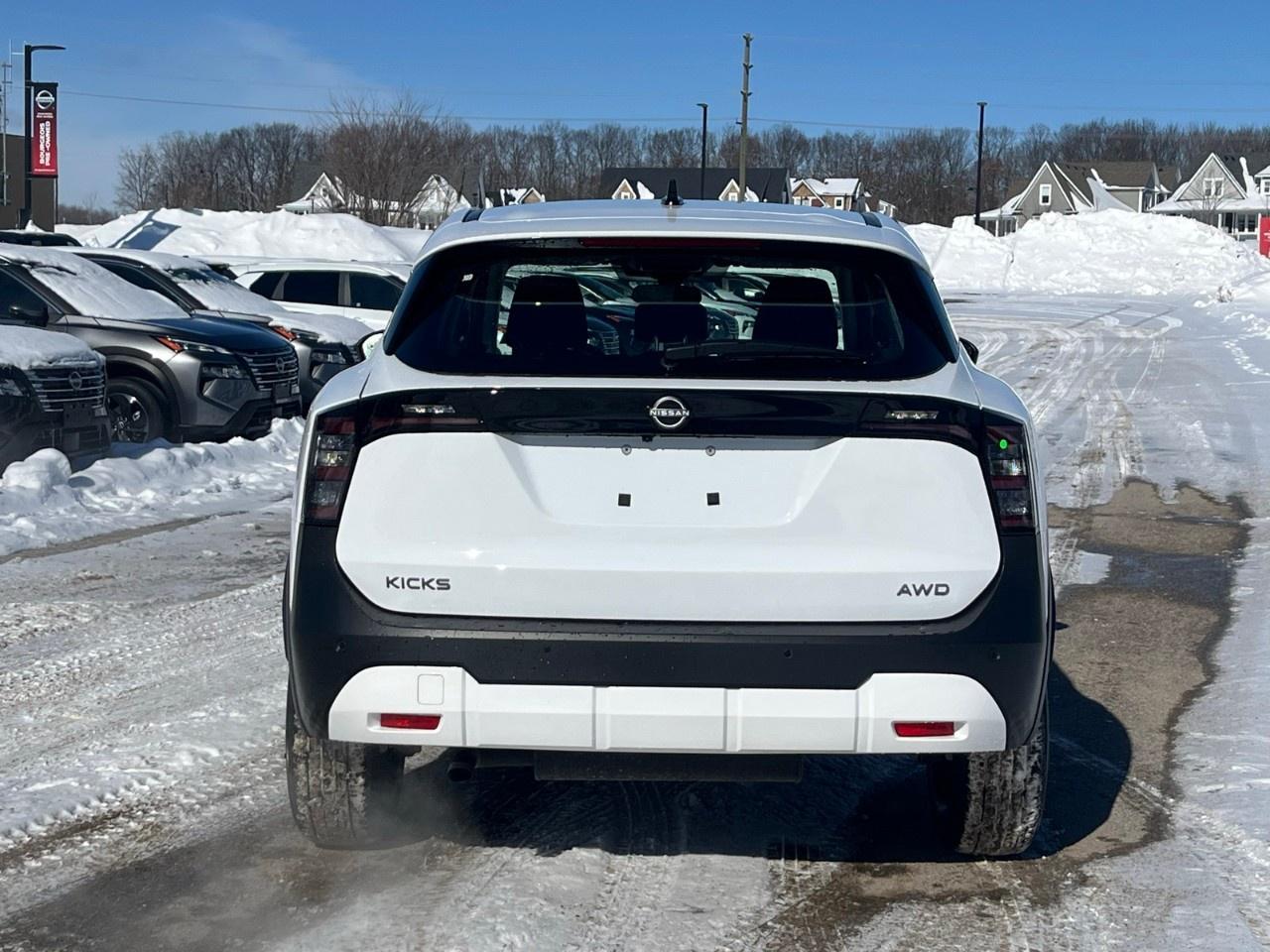 2026 Nissan Kicks S AWD Photo