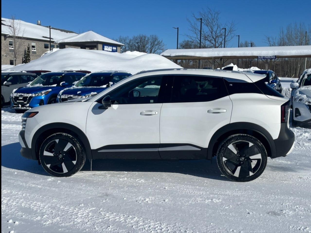 2026 Nissan Kicks SR AWD Photo
