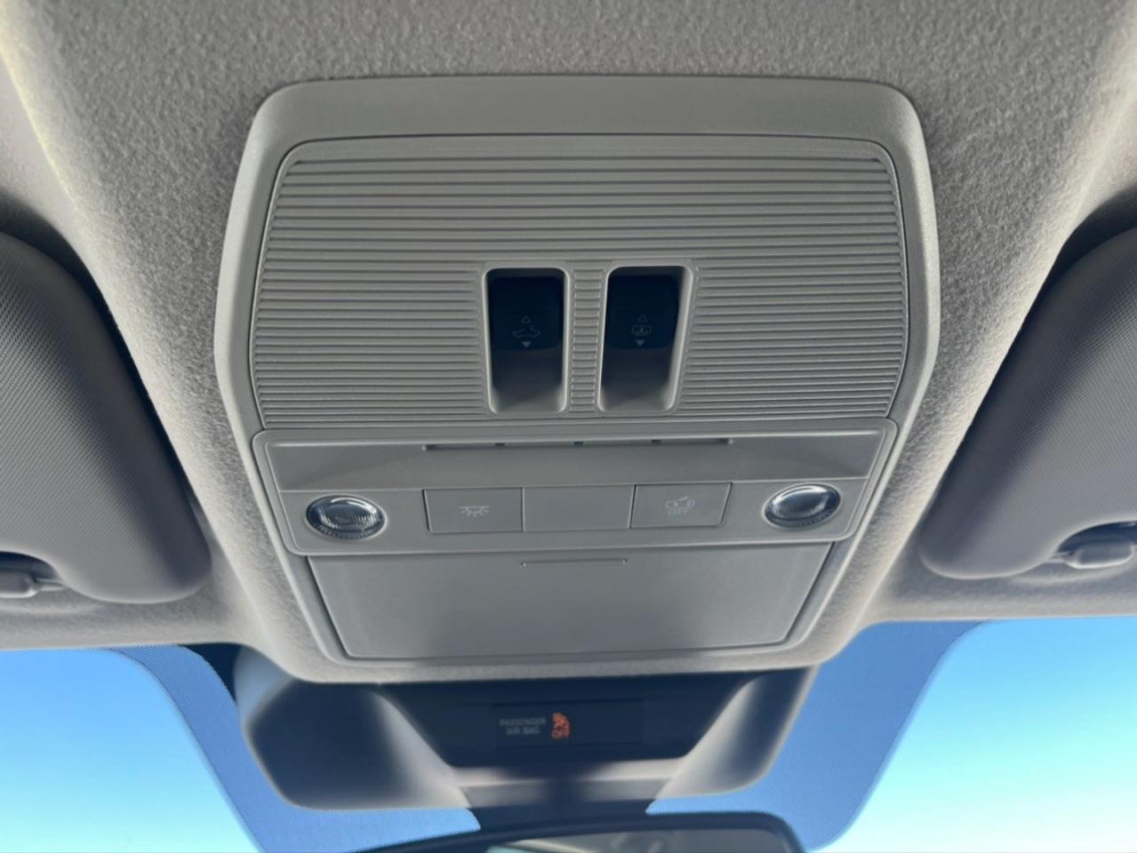 2026 Nissan Kicks SR AWD Photo