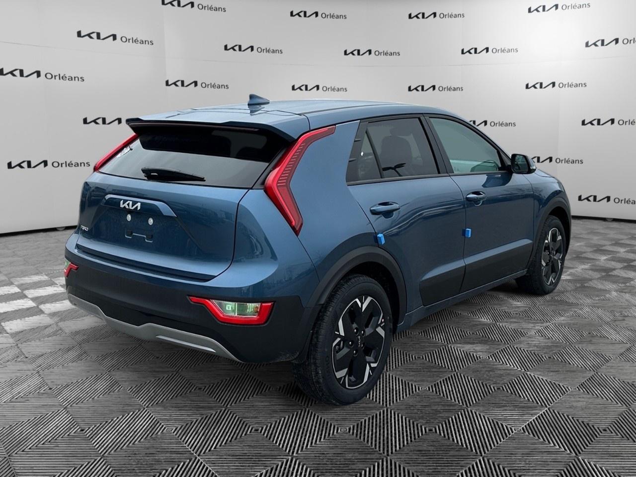 2026 Kia NIRO EV Wind  FWD Photo4