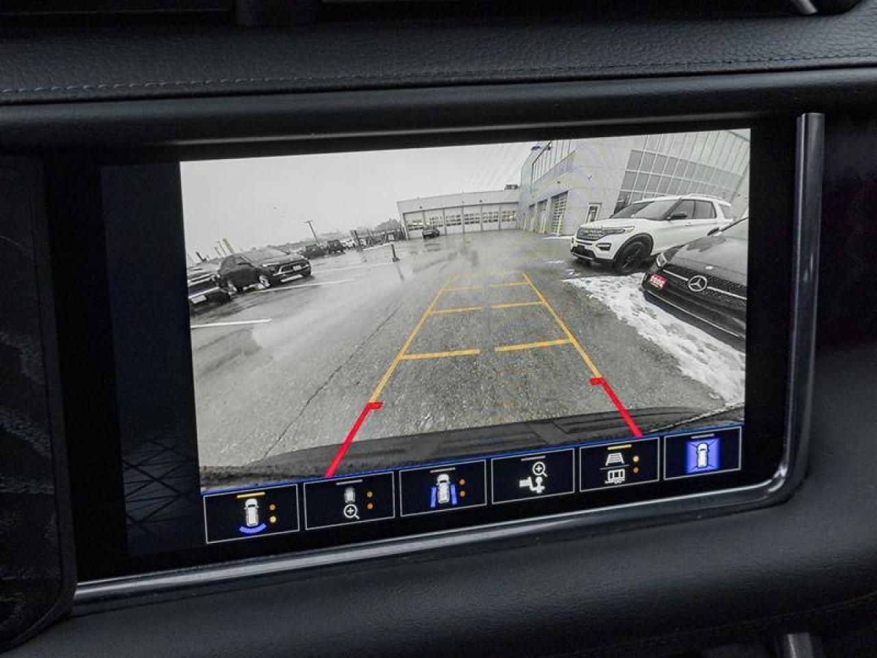 2023 GMC Yukon 4x4 Denali Photo