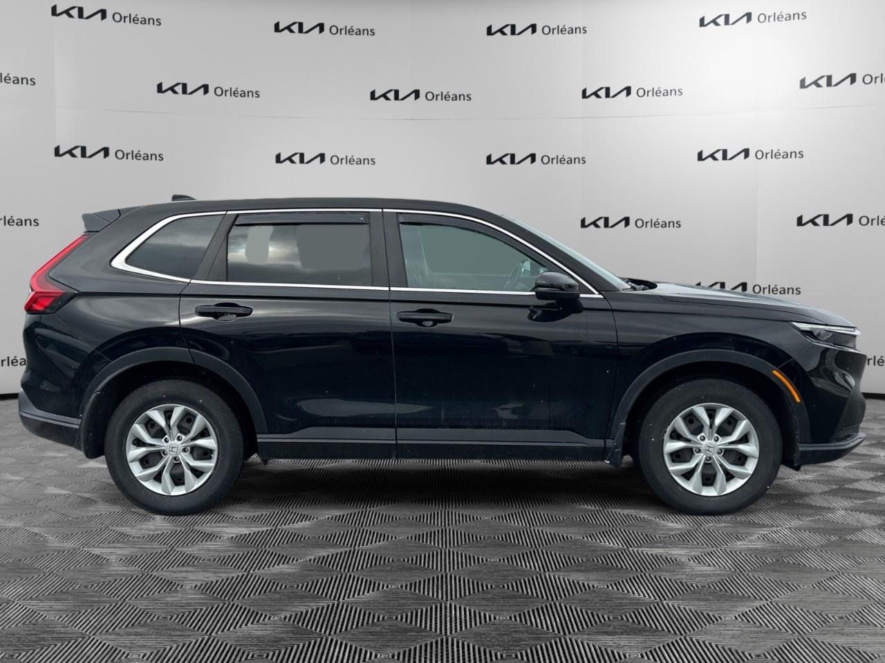 2023 Honda CR-V LX AWD Photo