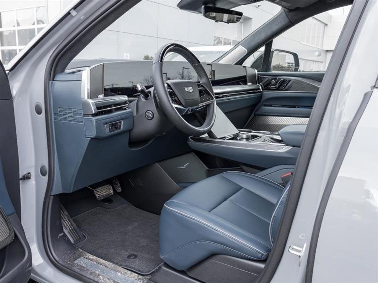 2026 Cadillac Escalade IQ Premium Sport Photo