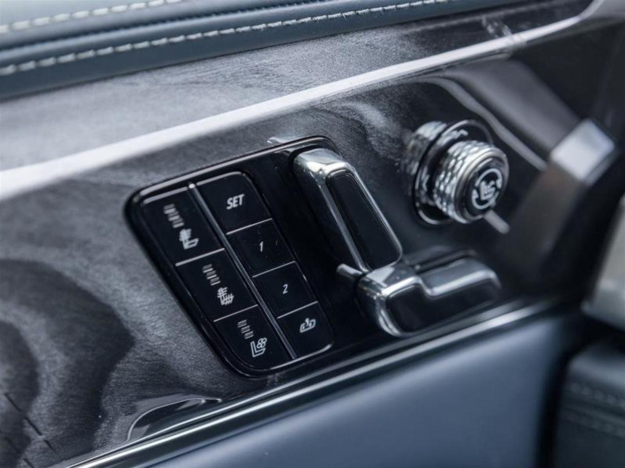 2026 Cadillac Escalade IQ Premium Sport Photo