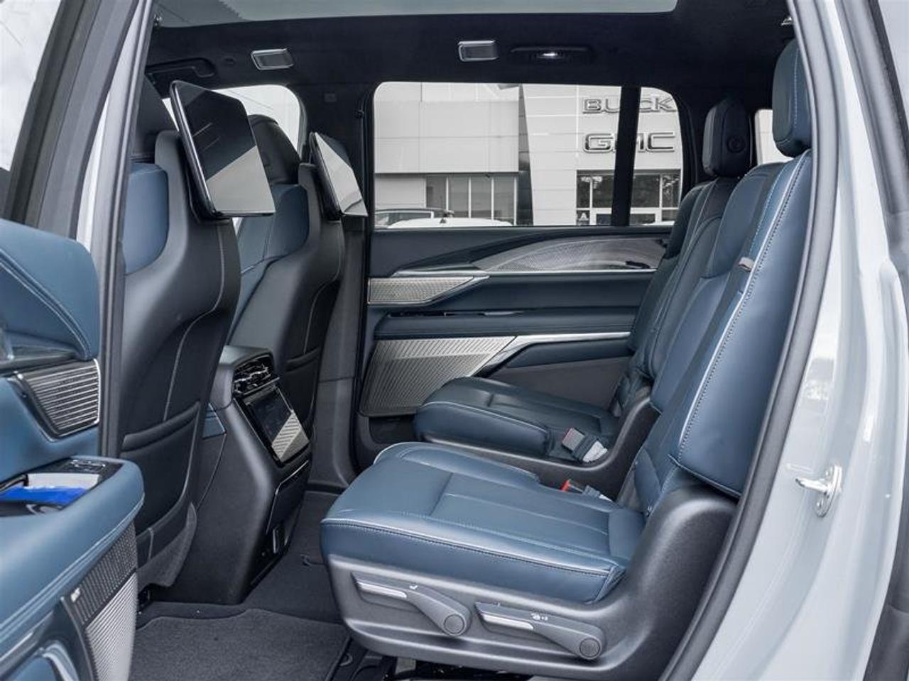 2026 Cadillac Escalade IQ Premium Sport Photo