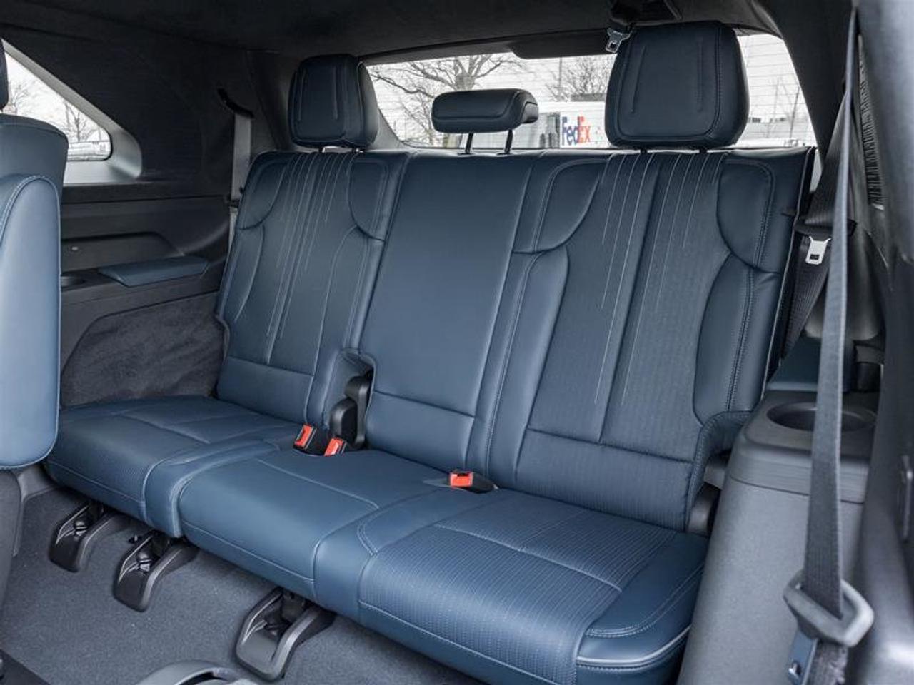2026 Cadillac Escalade IQ Premium Sport Photo