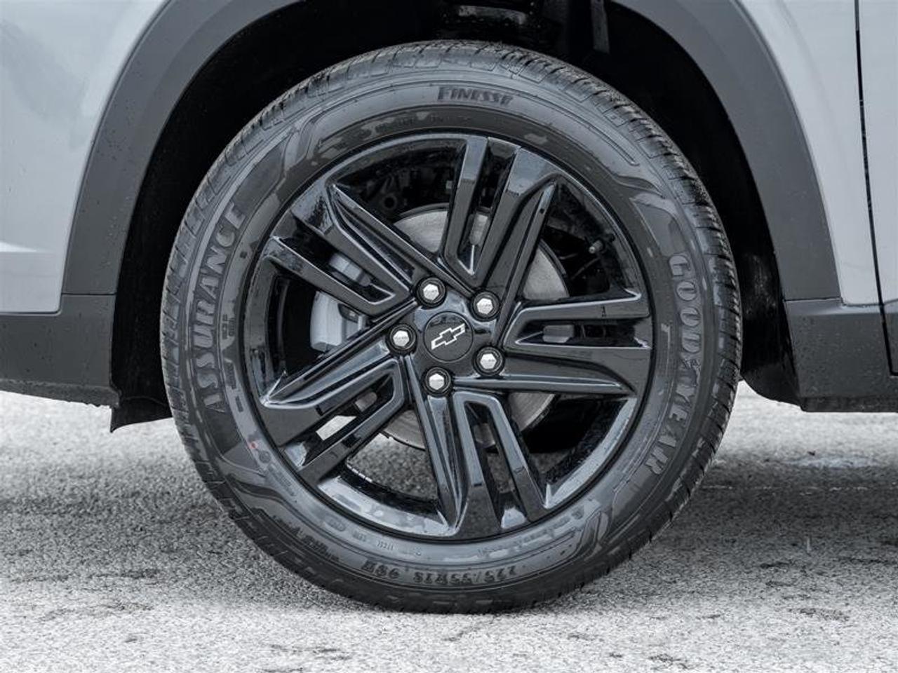 2026 Chevrolet Trax ACTIV Photo3