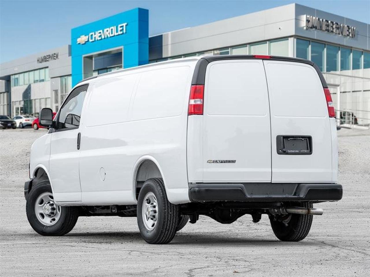 2026 Chevrolet Express Cargo 2500 WT 135'' Photo4