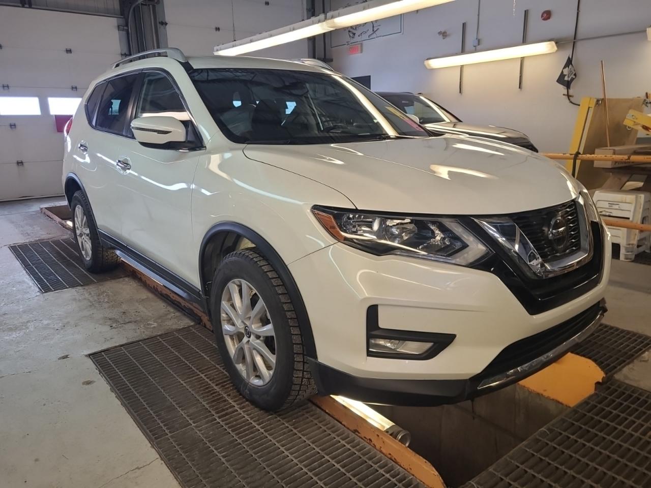 2020 Nissan Rogue SV AWD | NO ACCIDENTS | 19 NISSAN SERV REC Photo