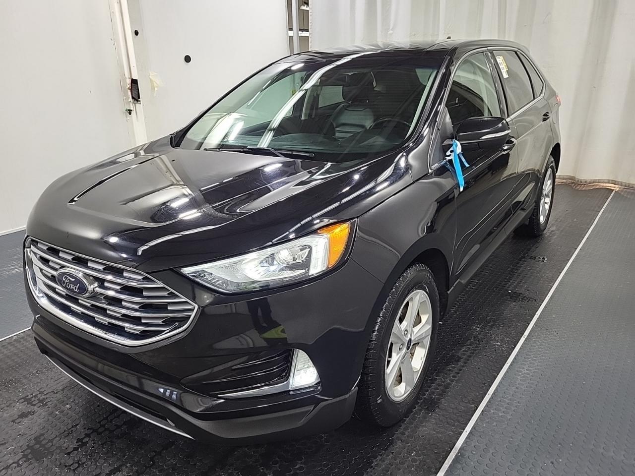 2019 Ford Edge SEL AWD | LEATHER | NO ACCIDENTS | NAV | PANO Photo0