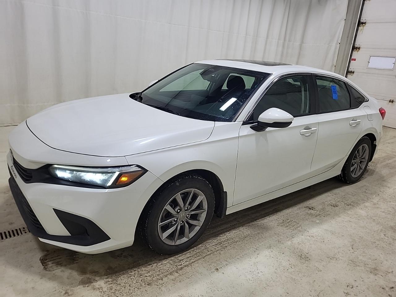 2022 Honda Civic EX | NO ACCIDENTS | HONDA SERVICED Photo2