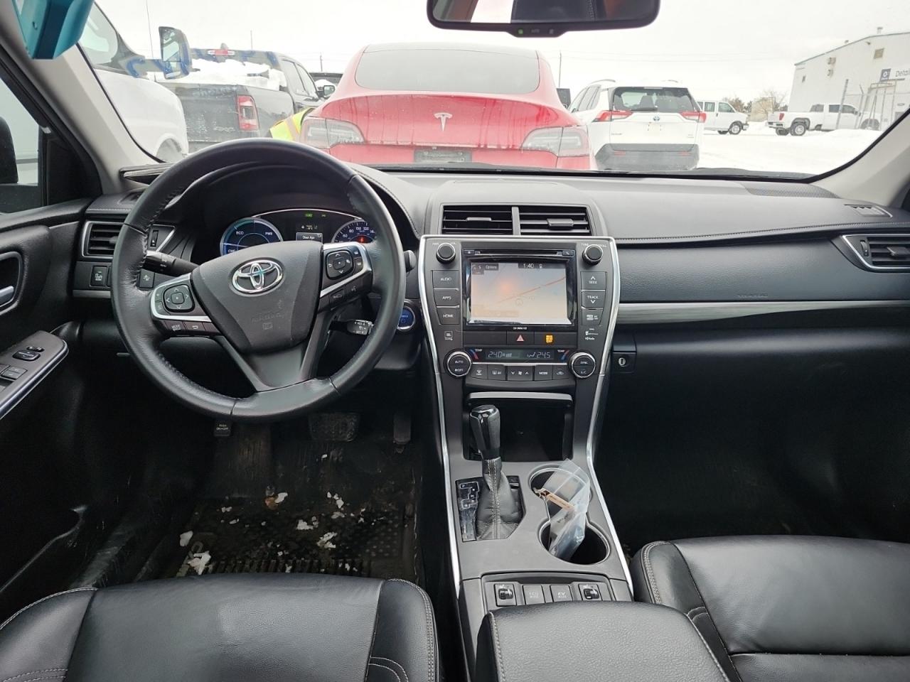 2017 Toyota Camry HYBRID HYBRID XLE | NO ACCIDENTS | 26 TOYOTA SERVICE REC Photo