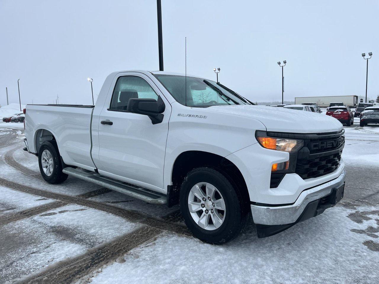 2023 Chevrolet Silverado 1500 2WD Reg Cab 140 Work Truck Photo3