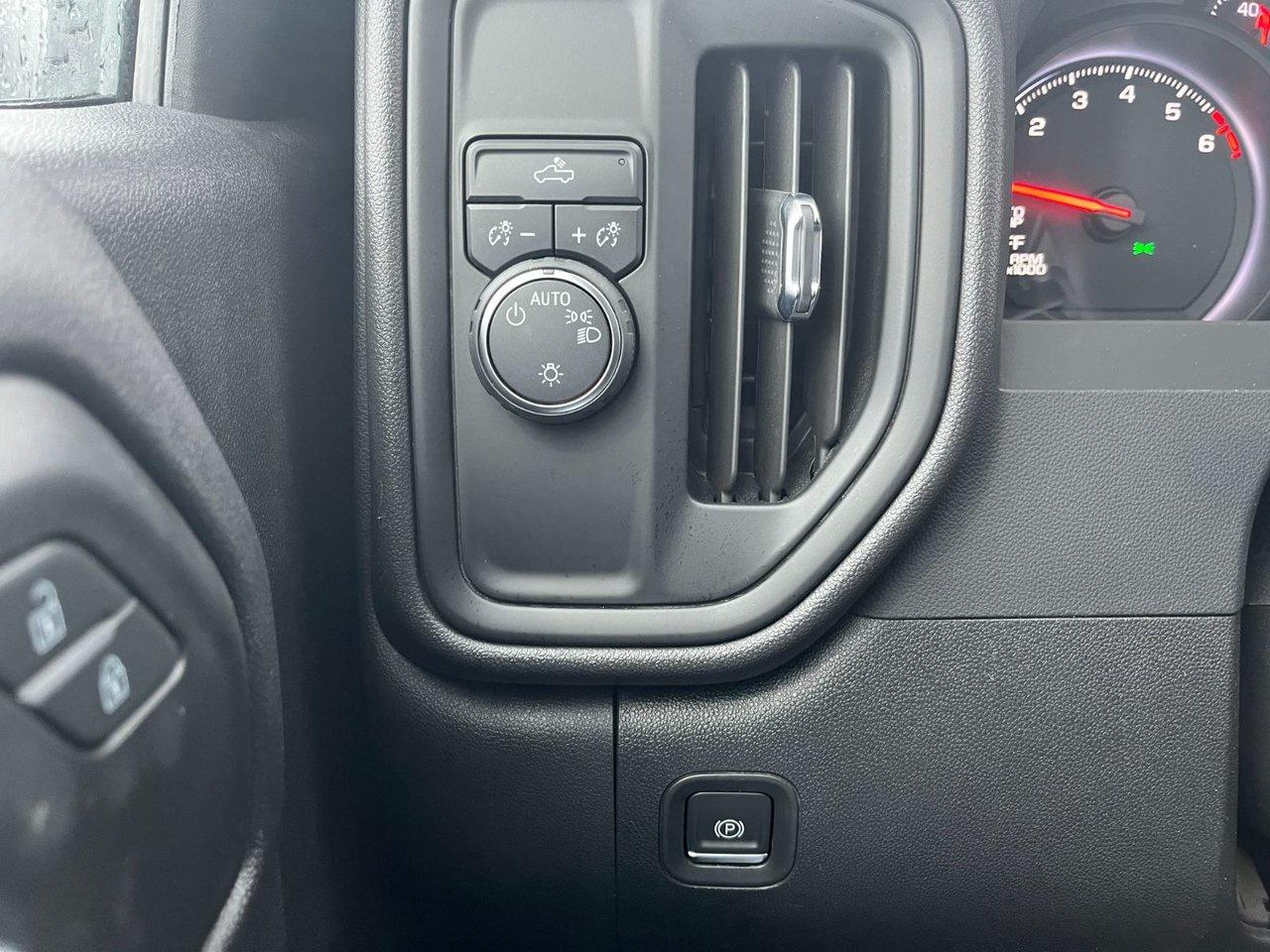 2023 Chevrolet Silverado 1500 2WD Reg Cab 140 Work Truck Photo