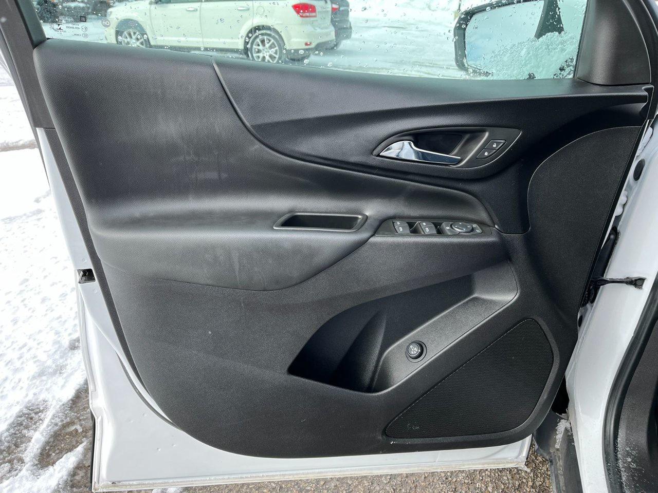 2022 Chevrolet Equinox AWD 4dr LT w/1LT Photo