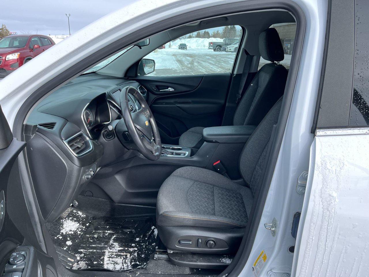 2022 Chevrolet Equinox AWD 4dr LT w/1LT Photo