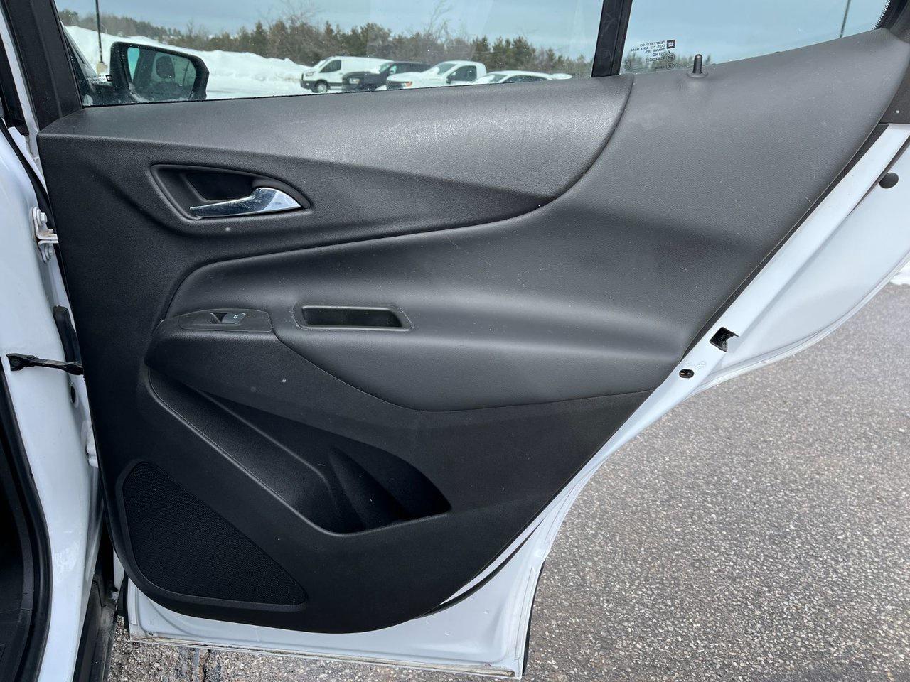 2022 Chevrolet Equinox AWD 4dr LT w/1LT Photo