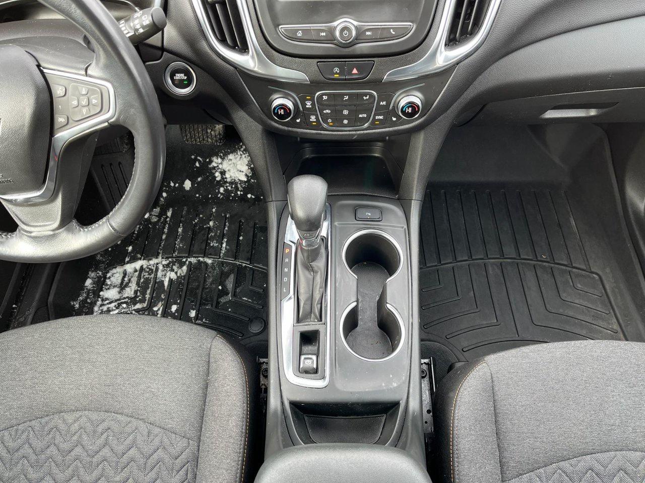 2022 Chevrolet Equinox AWD 4dr LT w/1LT Photo