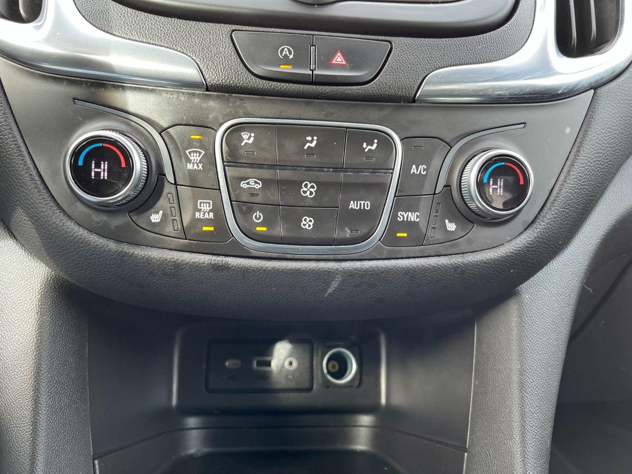 2022 Chevrolet Equinox AWD 4dr LT w/1LT Photo