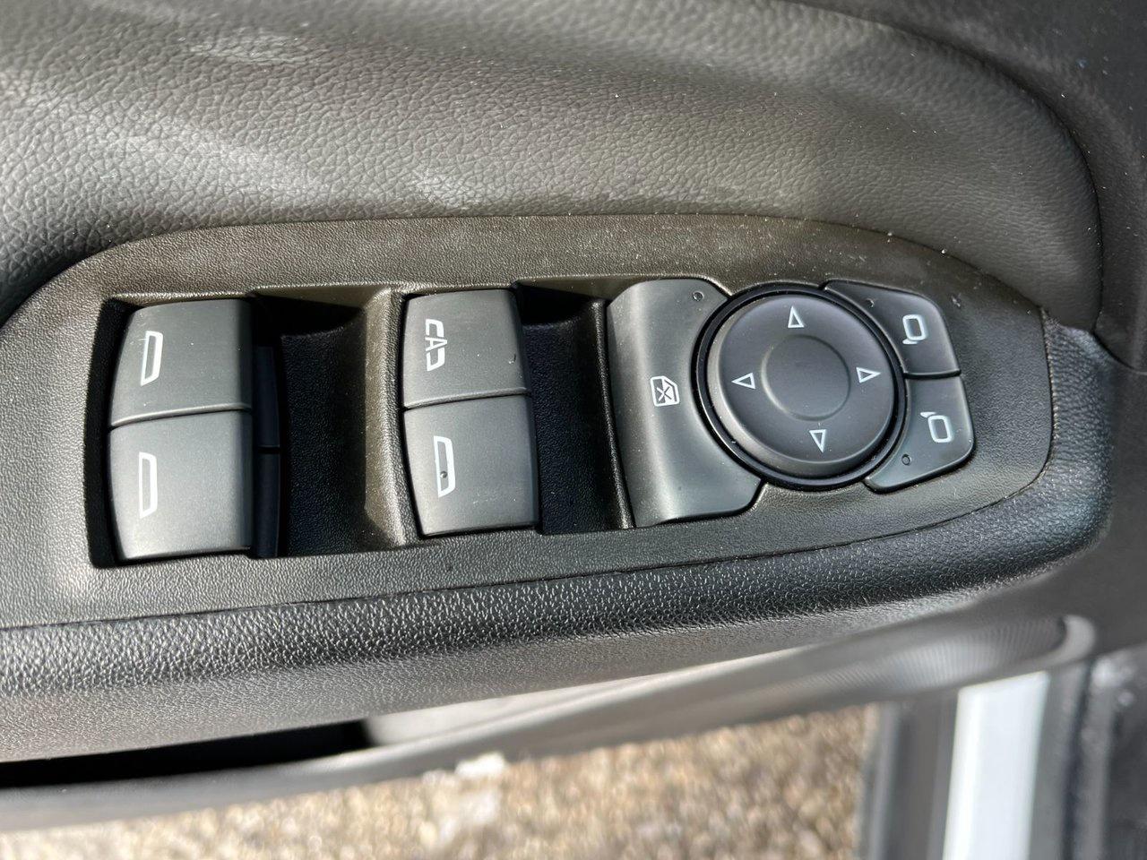 2024 Chevrolet Equinox AWD 4DR LT Photo