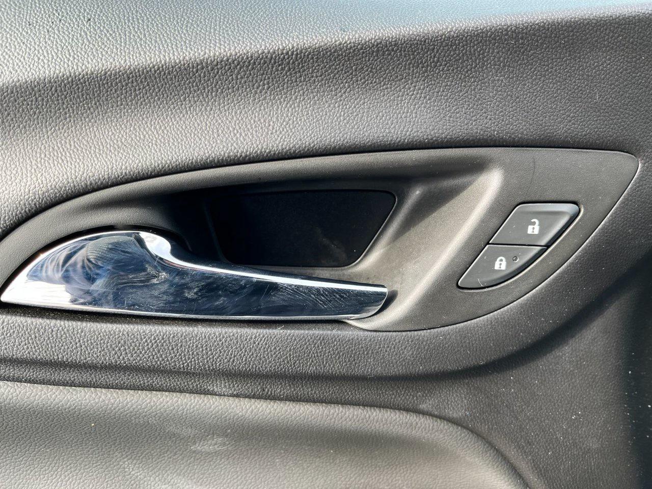 2024 Chevrolet Equinox AWD 4DR LT Photo