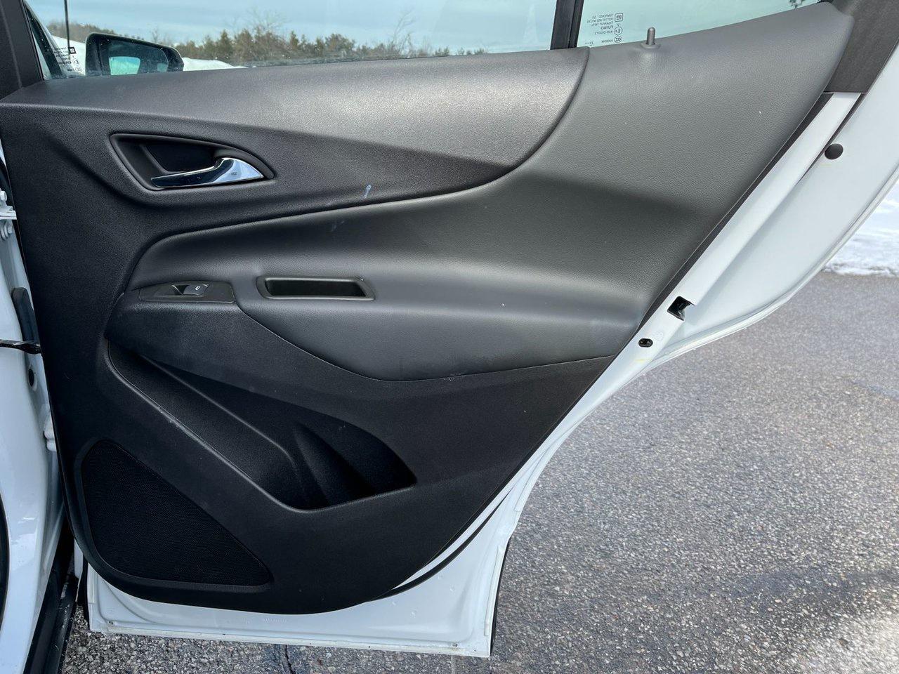 2024 Chevrolet Equinox AWD 4DR LT Photo