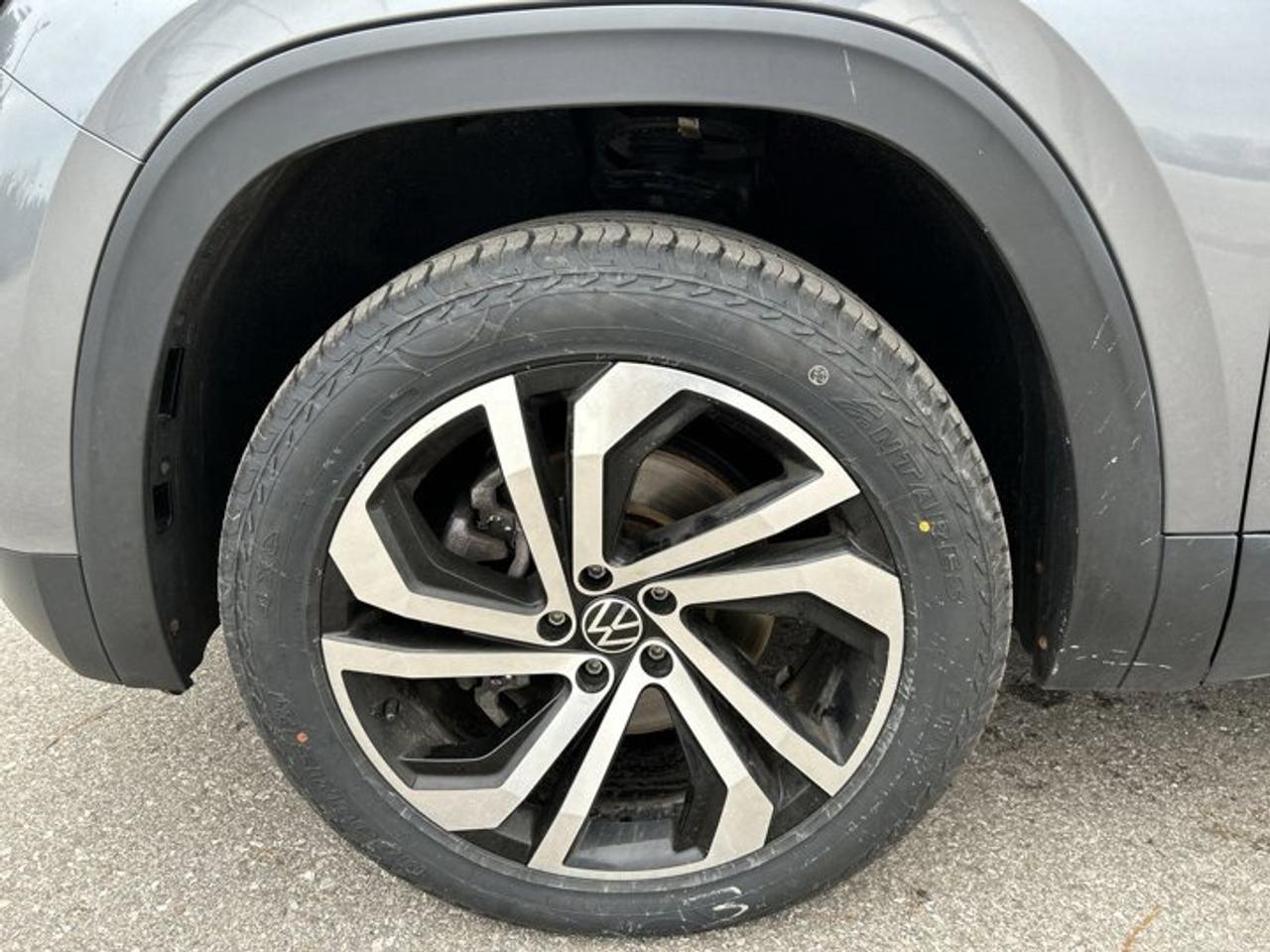 2023 Volkswagen Atlas Highline 3.6 FSI 4MOTION |No accidents | Remote start | Leather Seats Photo