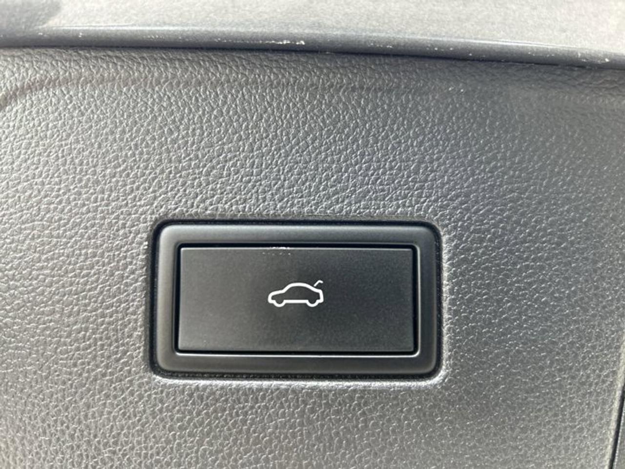 2023 Volkswagen Atlas Highline 3.6 FSI 4MOTION |No accidents | Remote start | Leather Seats Photo