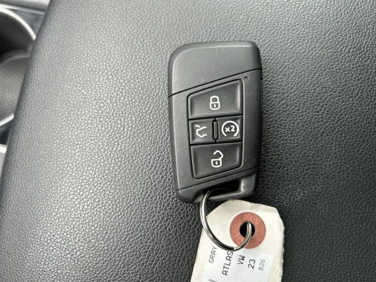 2023 Volkswagen Atlas Highline 3.6 FSI 4MOTION |No accidents | Remote start | Leather Seats Photo