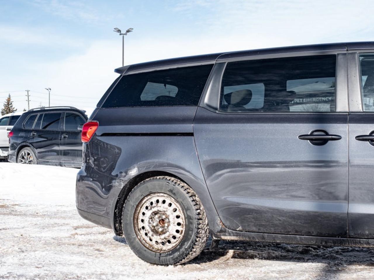 2019 Kia Sedona L Photo