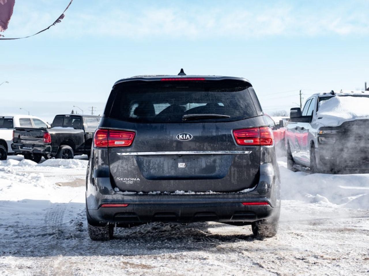 2019 Kia Sedona L Photo