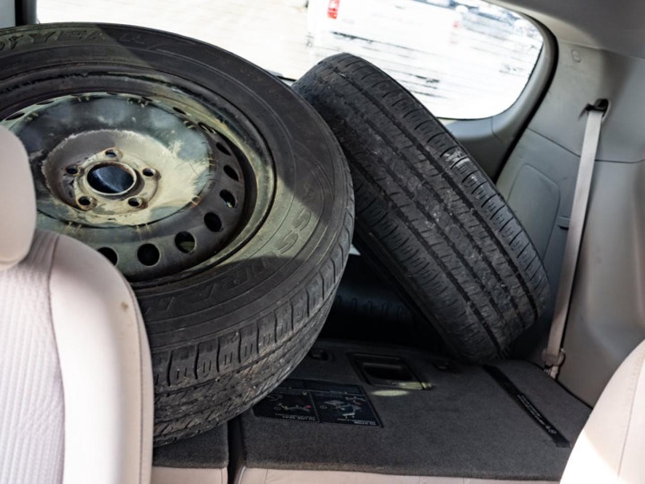 2019 Kia Sedona L Photo