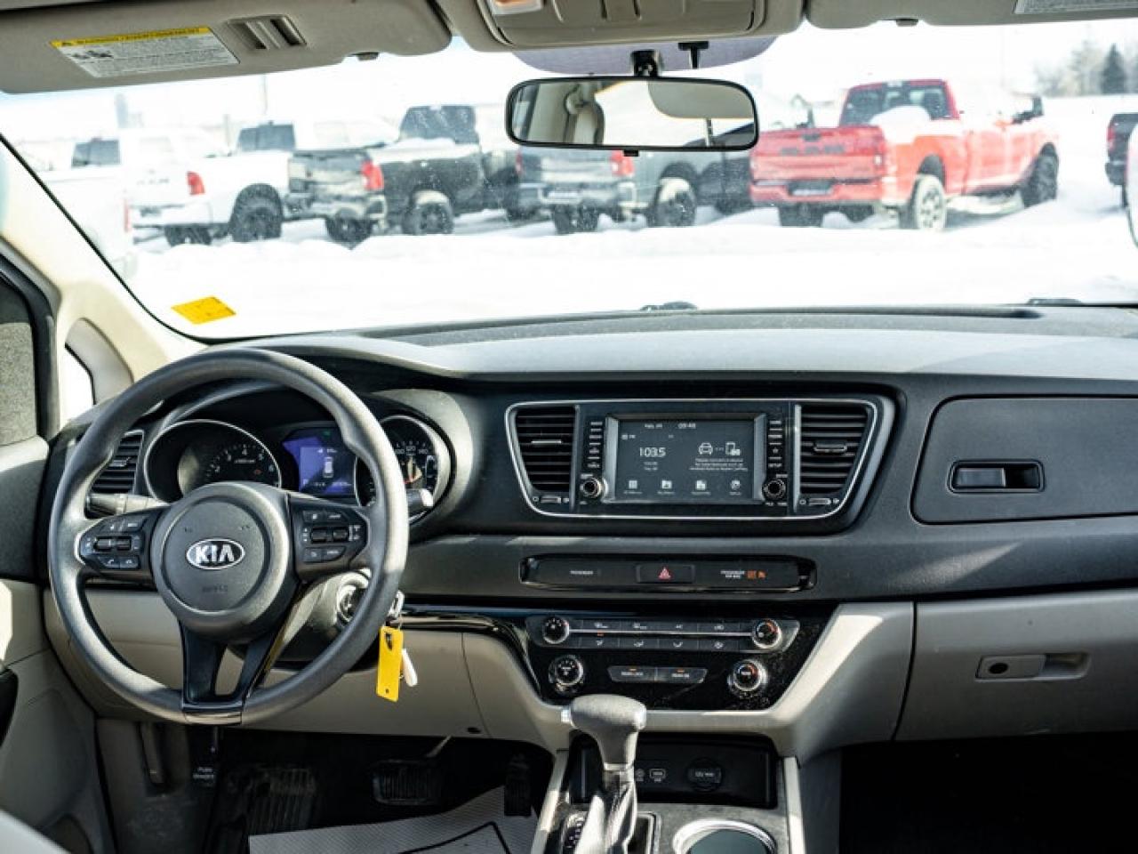 2019 Kia Sedona L Photo