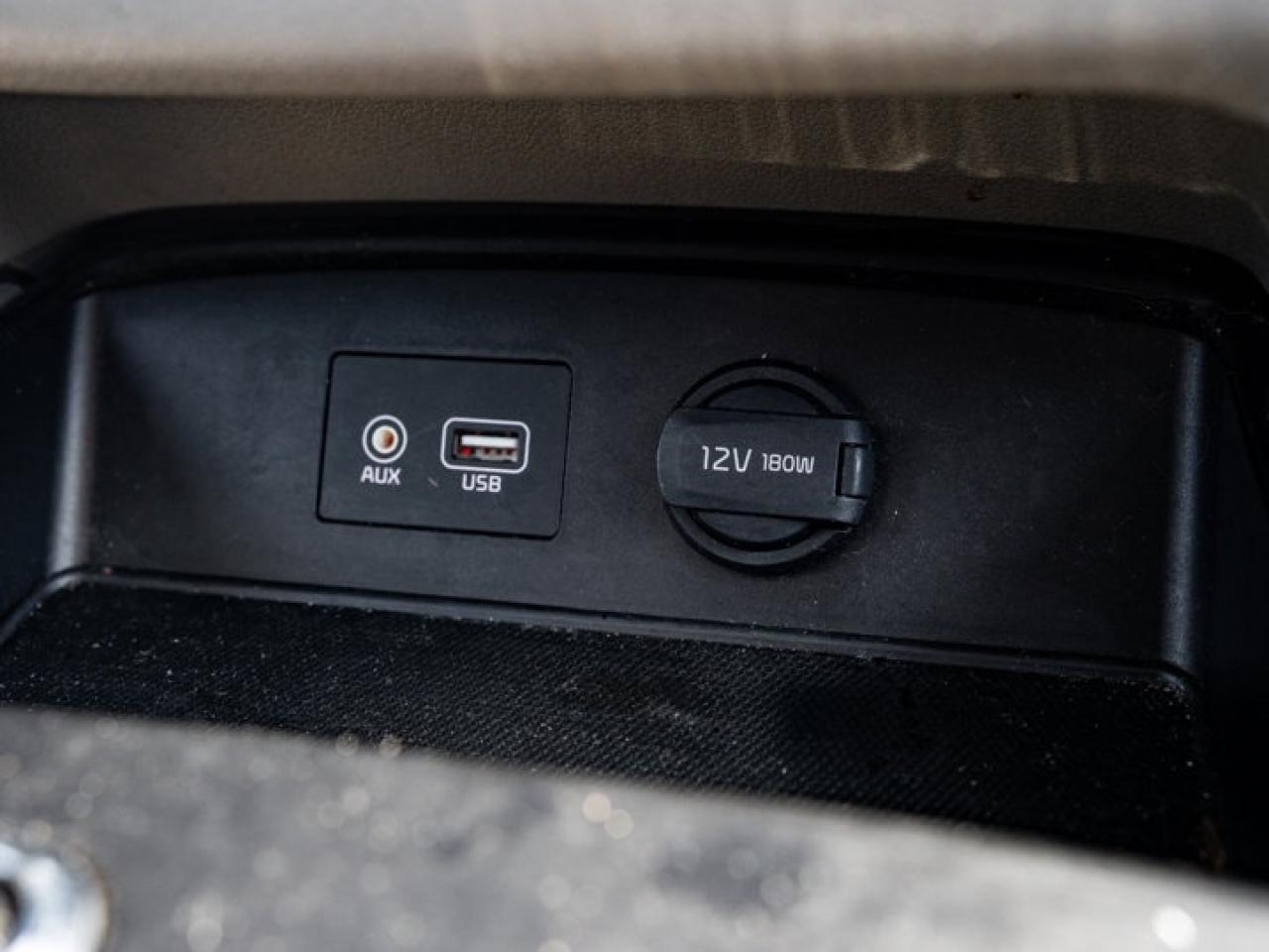 2019 Kia Sedona L Photo