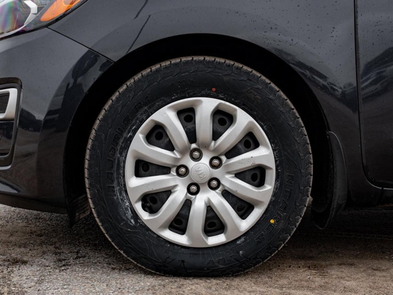 2019 Kia Sedona L Photo