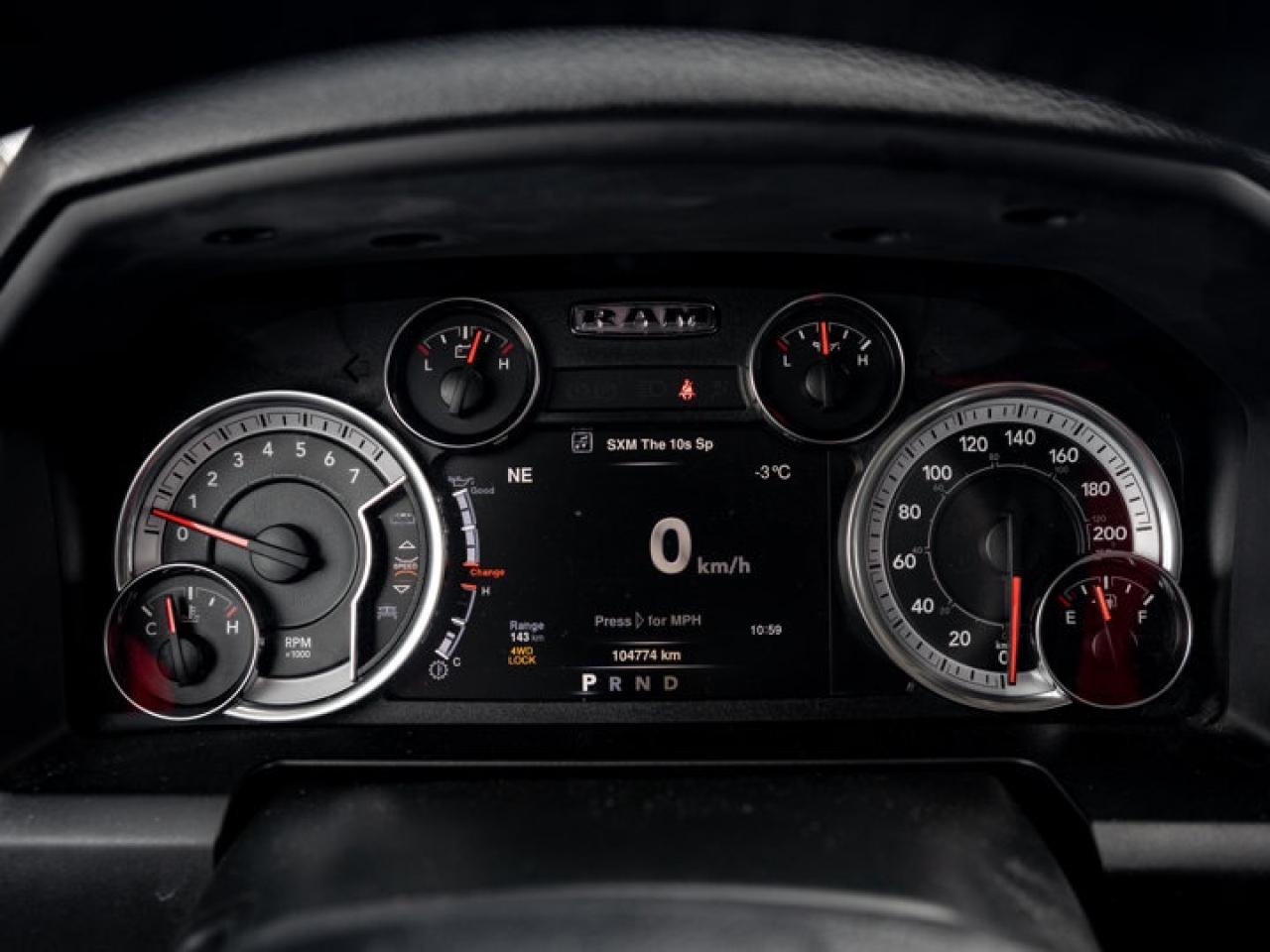 2021 RAM 1500 Classic SLT Photo3