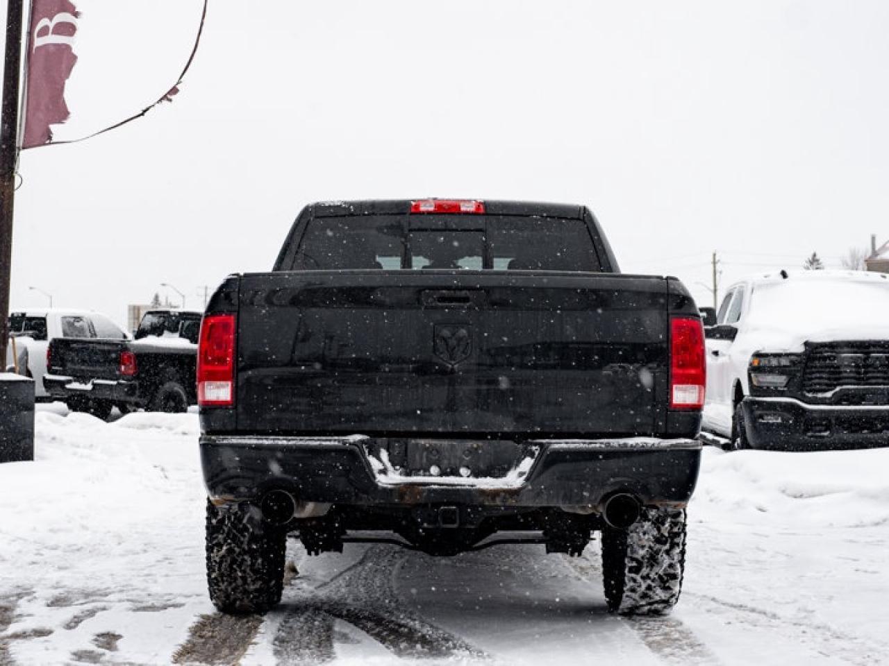 2021 RAM 1500 Classic SLT Photo