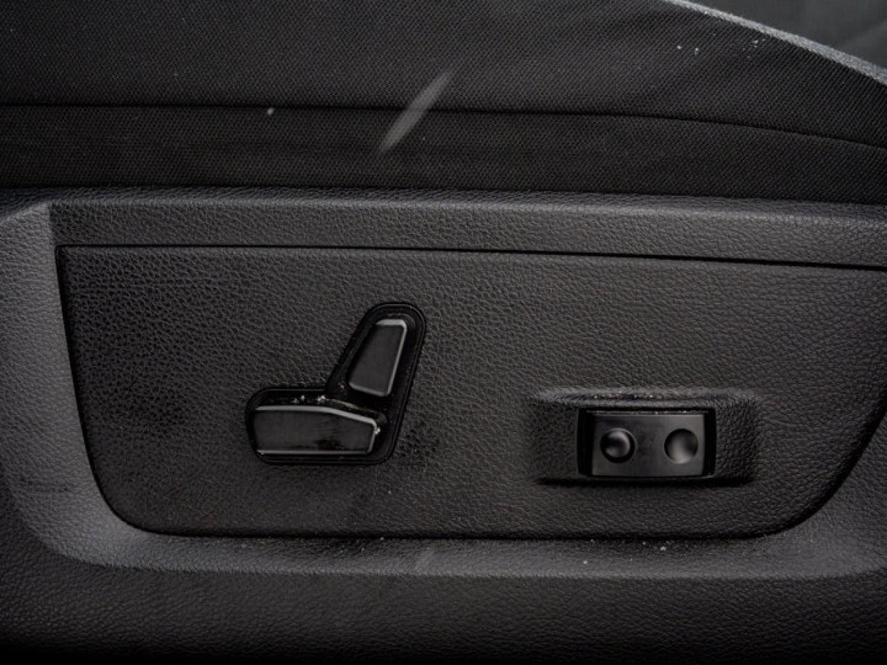 2021 RAM 1500 Classic SLT Photo