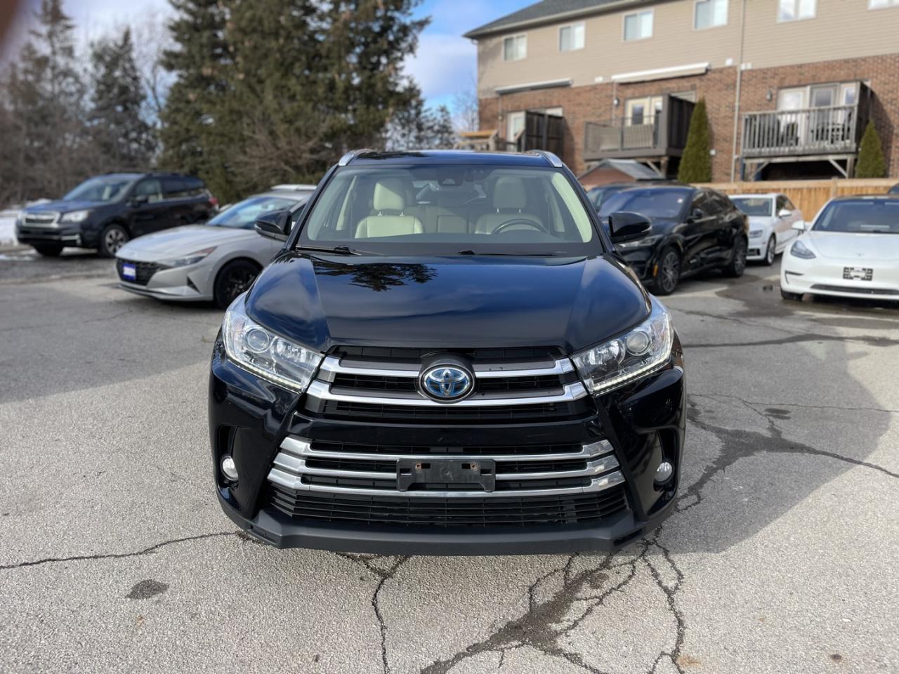2018 Toyota Highlander HYBRID XLE AWD *Accident Free Photo1