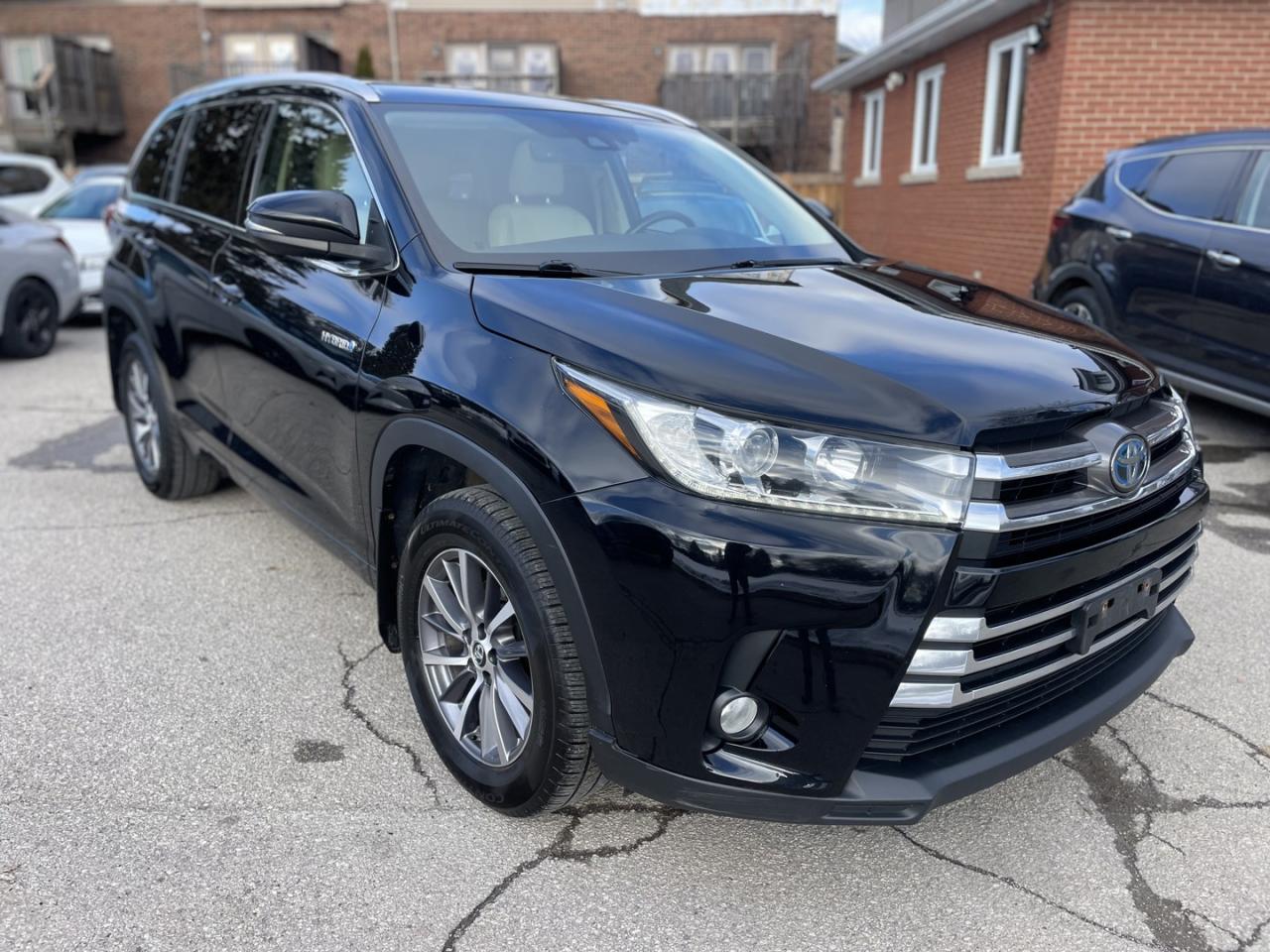 2018 Toyota Highlander HYBRID XLE AWD *Accident Free Photo