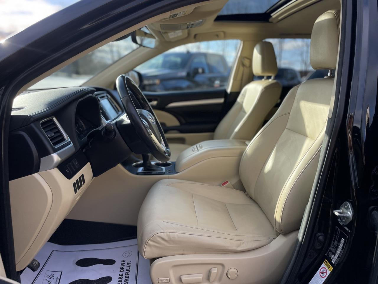 2018 Toyota Highlander HYBRID XLE AWD *Accident Free Photo