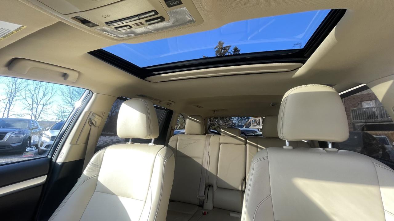 2018 Toyota Highlander HYBRID XLE AWD *Accident Free Photo