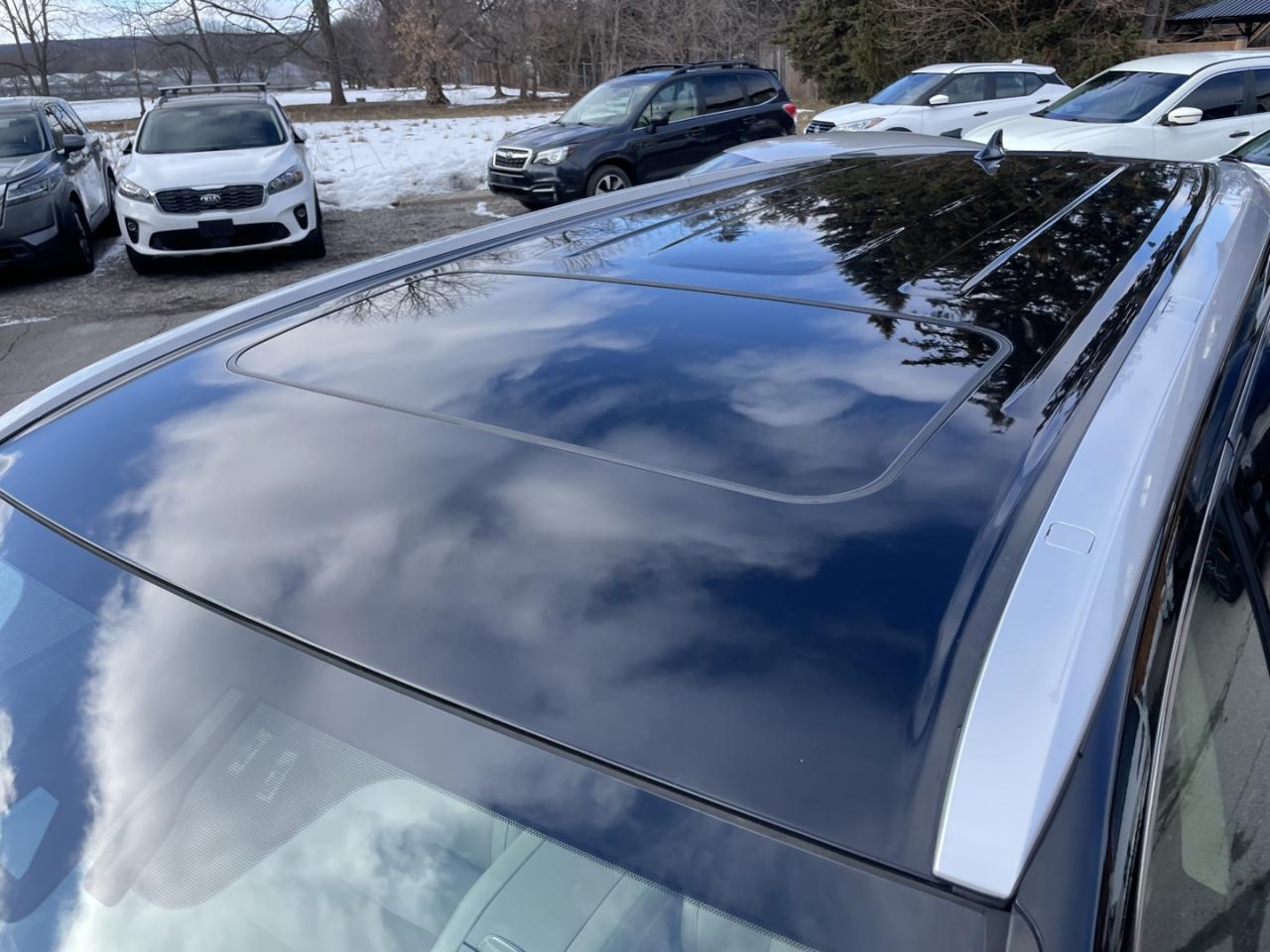 2018 Toyota Highlander HYBRID XLE AWD *Accident Free Photo