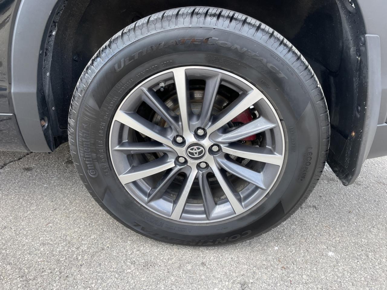 2018 Toyota Highlander HYBRID XLE AWD *Accident Free Photo