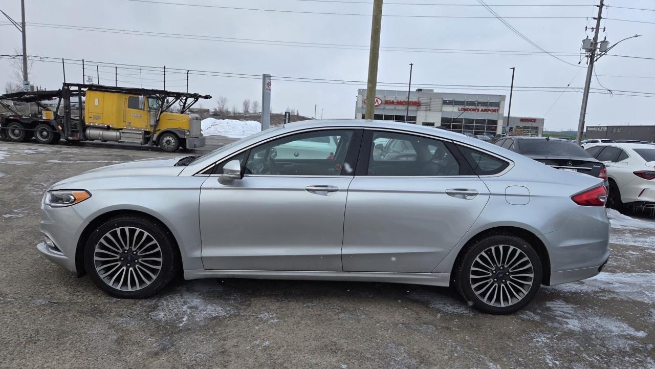 2017 Ford Fusion SE, LEATHER, NAVI, ONLY 83,000KMS, CERTIFIED Photo