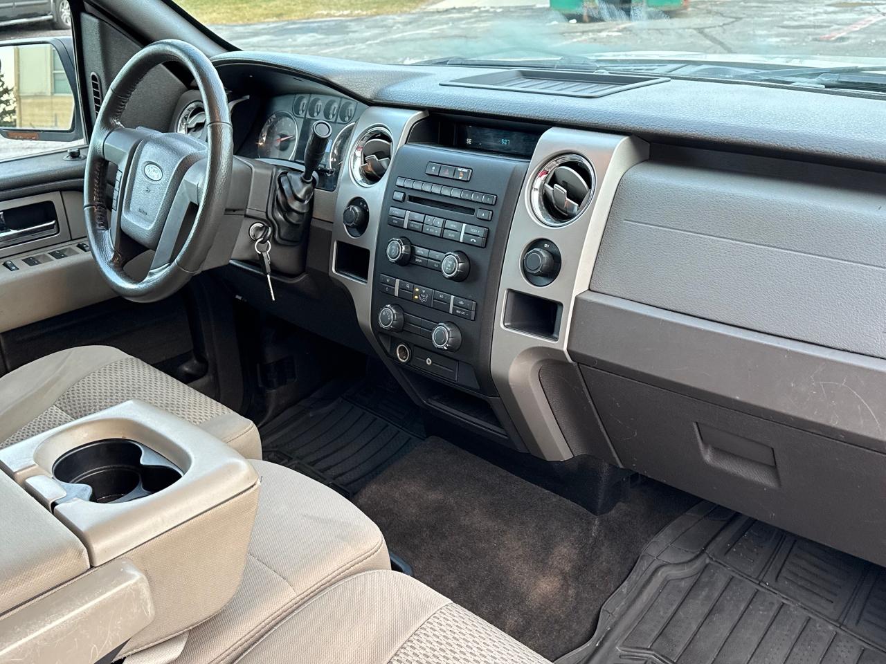 2010 Ford F-150 XLT **SUPERCREW**4X4** Photo